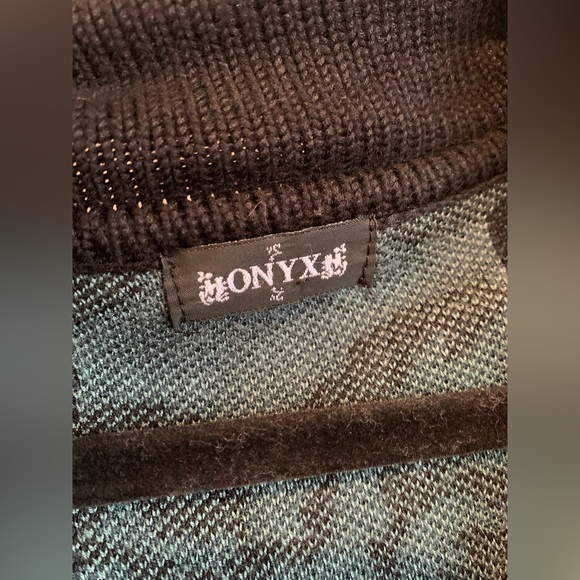 Onyx | Teal & Black Knit Abstract Long Button Down Cardigan - Picture 6 of 7